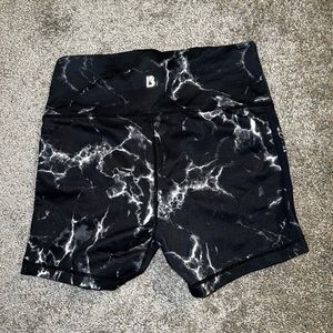 BuffBunny Marble shorts